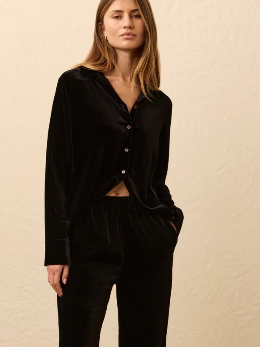 Faherty Stretch Silk Velvet Genevieve Shirt